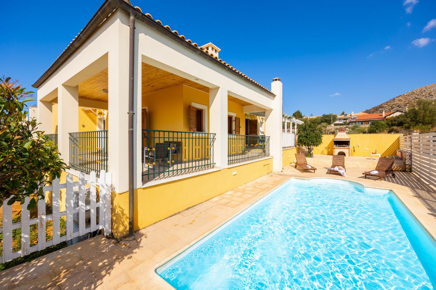 Beautiful villa with private pool and terrace with sea views