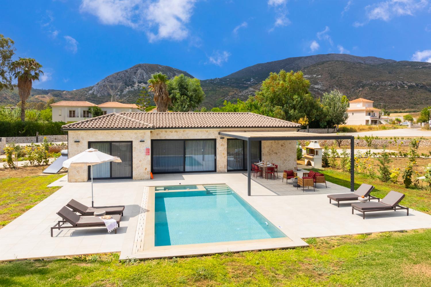 Beautiful villa with private pool and terrace