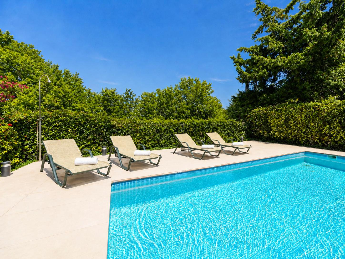 Private pool and terrace