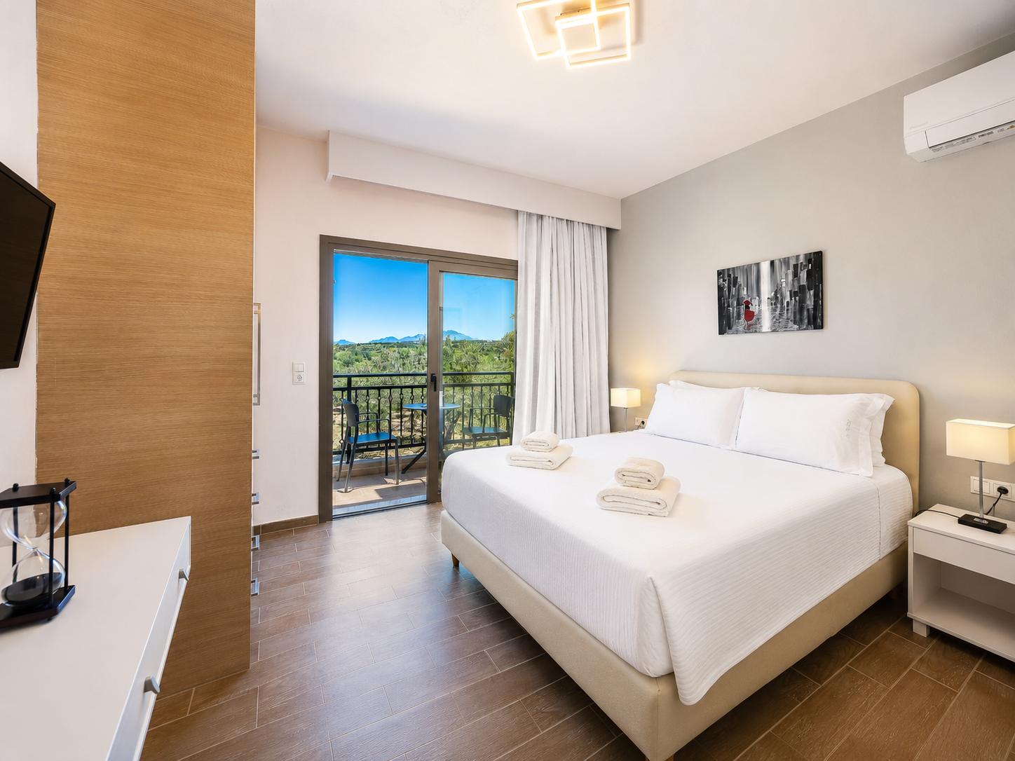 Double bedroom with A/C