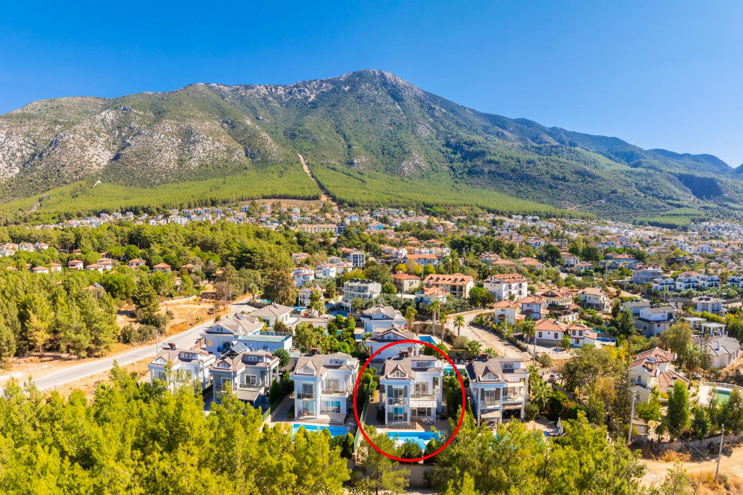 Aerial view showing location of villa