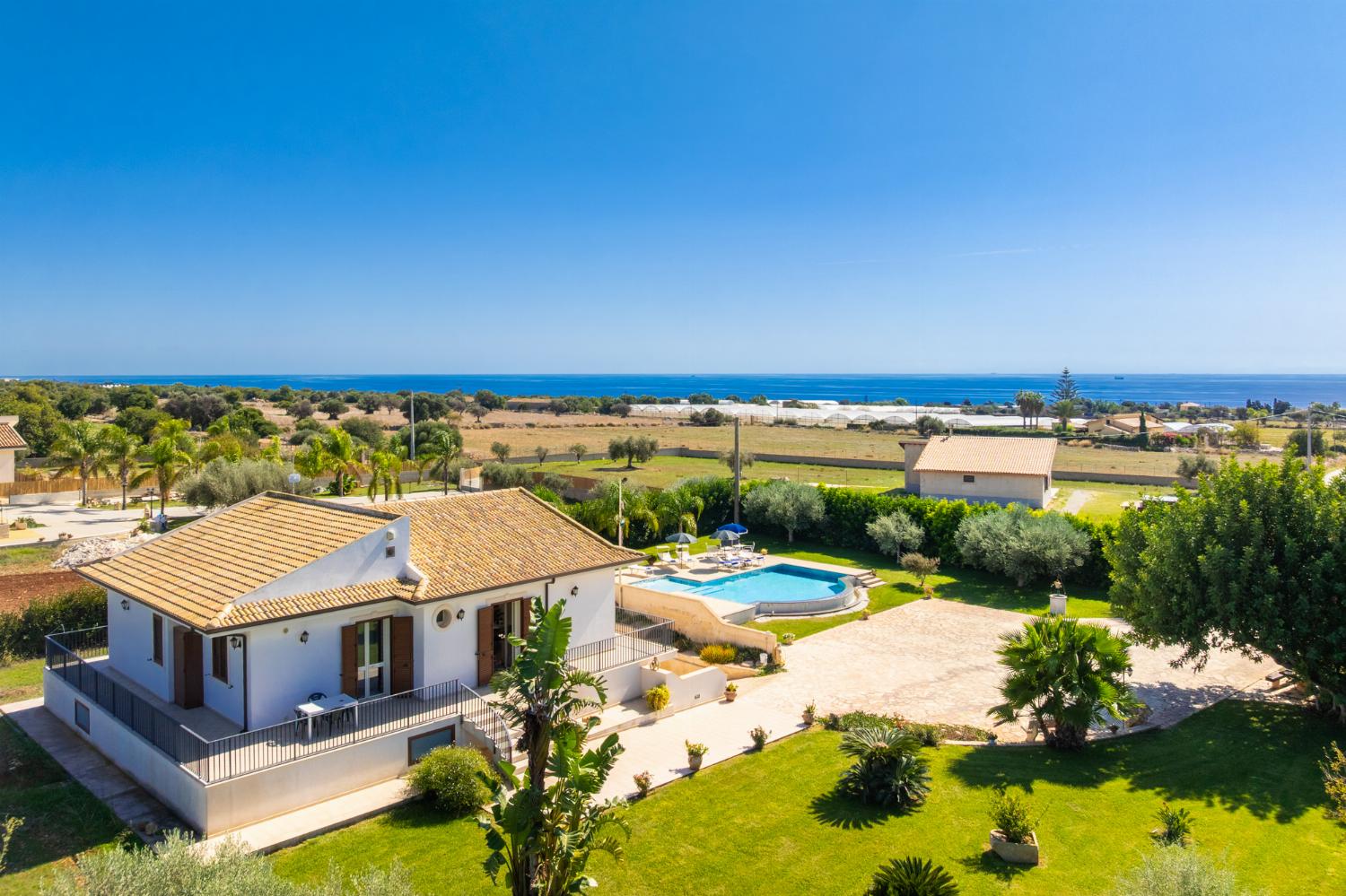 Beautiful villa with private pool and terrace