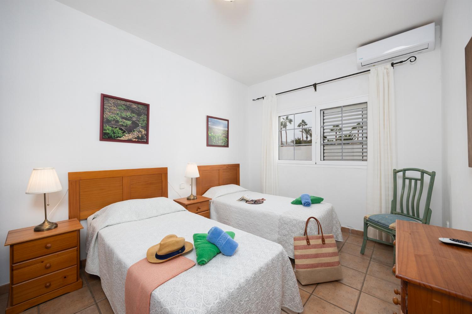 Twin bedroom with A/C
