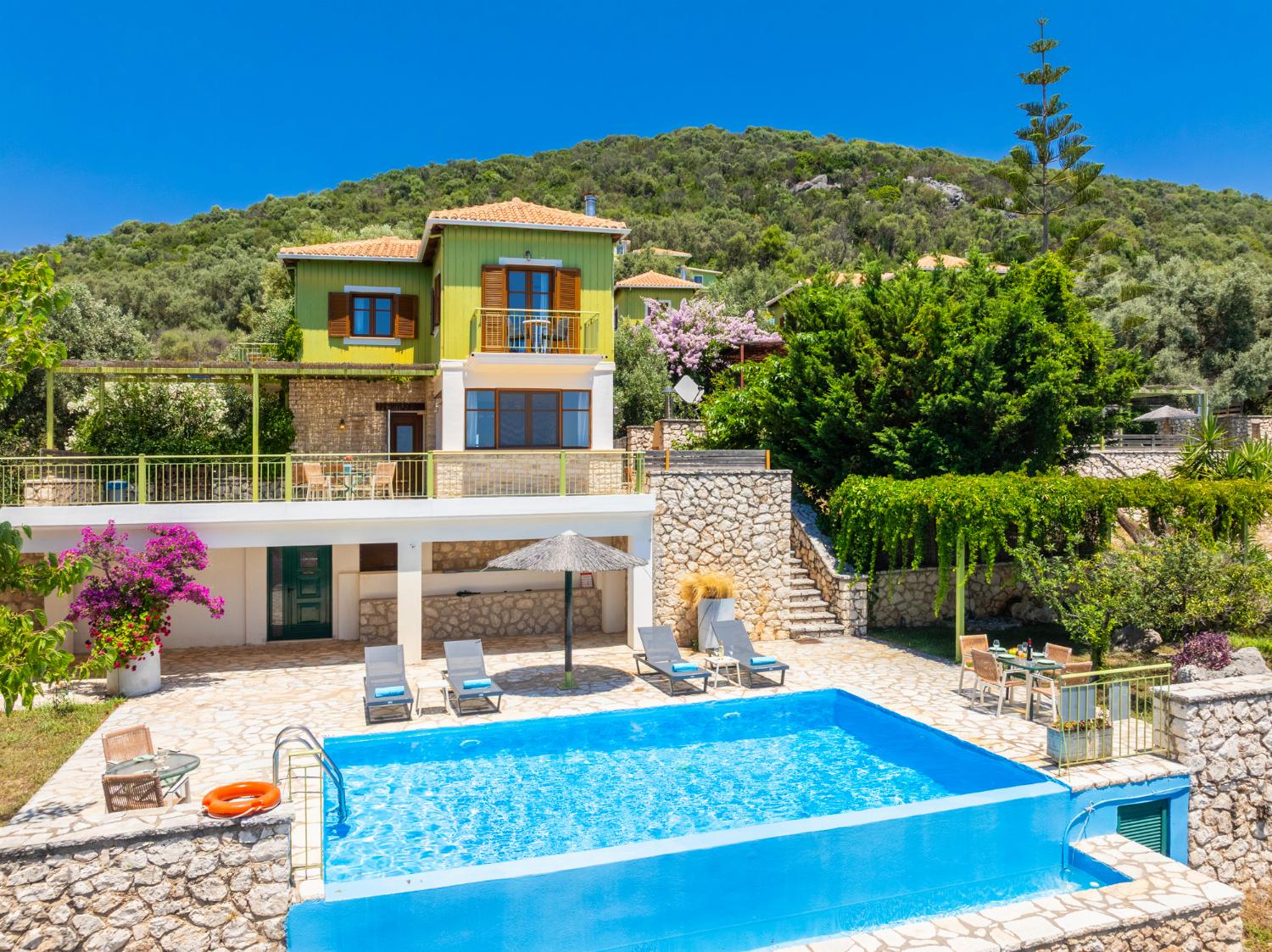 Beautiful villa with private pool and terrace with sea views