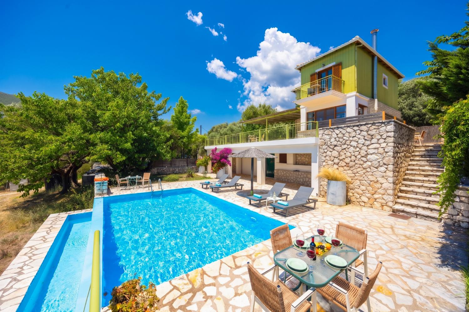 Beautiful villa with private pool and terrace with sea views