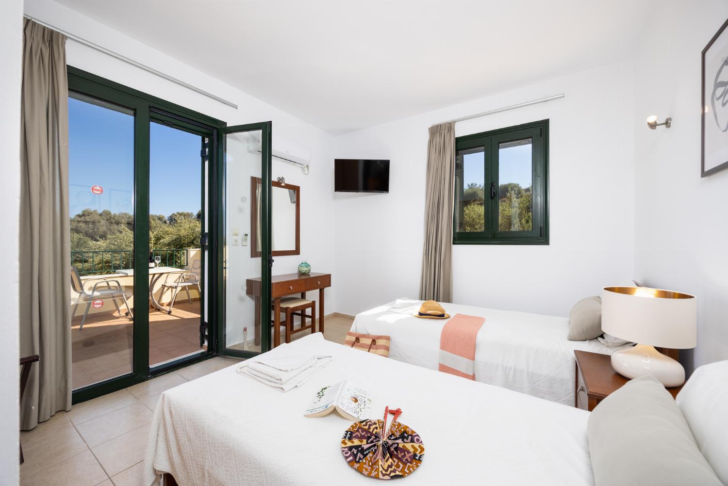 Twin bedroom with A/C