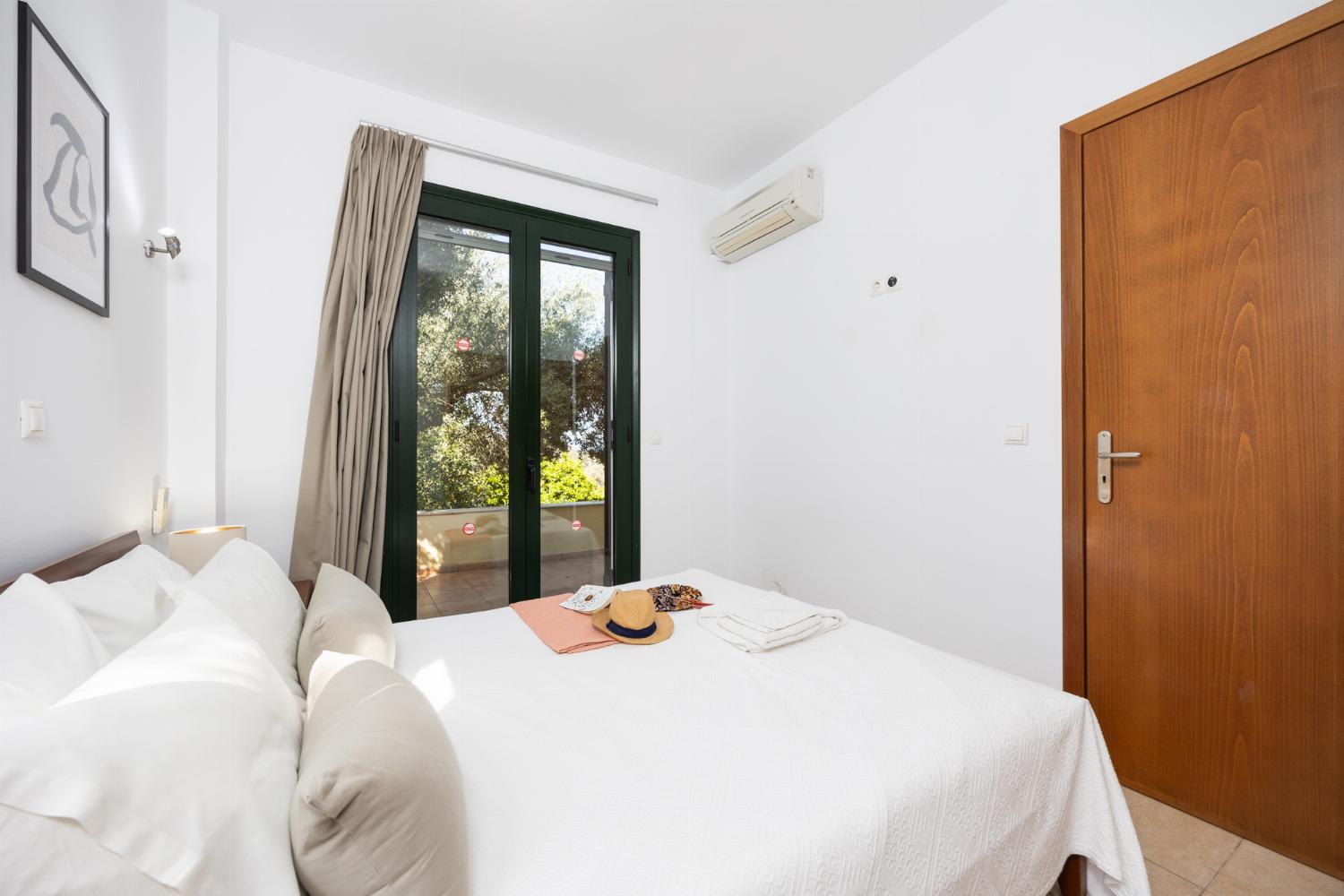 Double bedroom with A/C