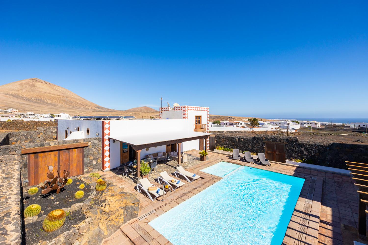 Beautiful villa with private pool and terrace