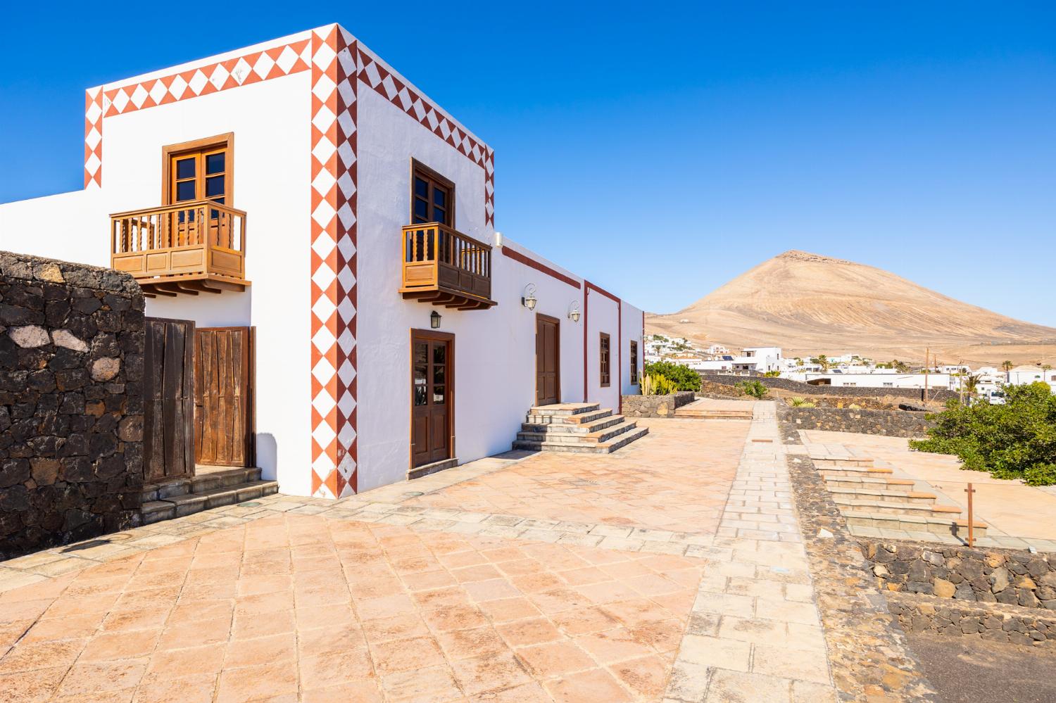 Beautiful villa with private pool and terrace