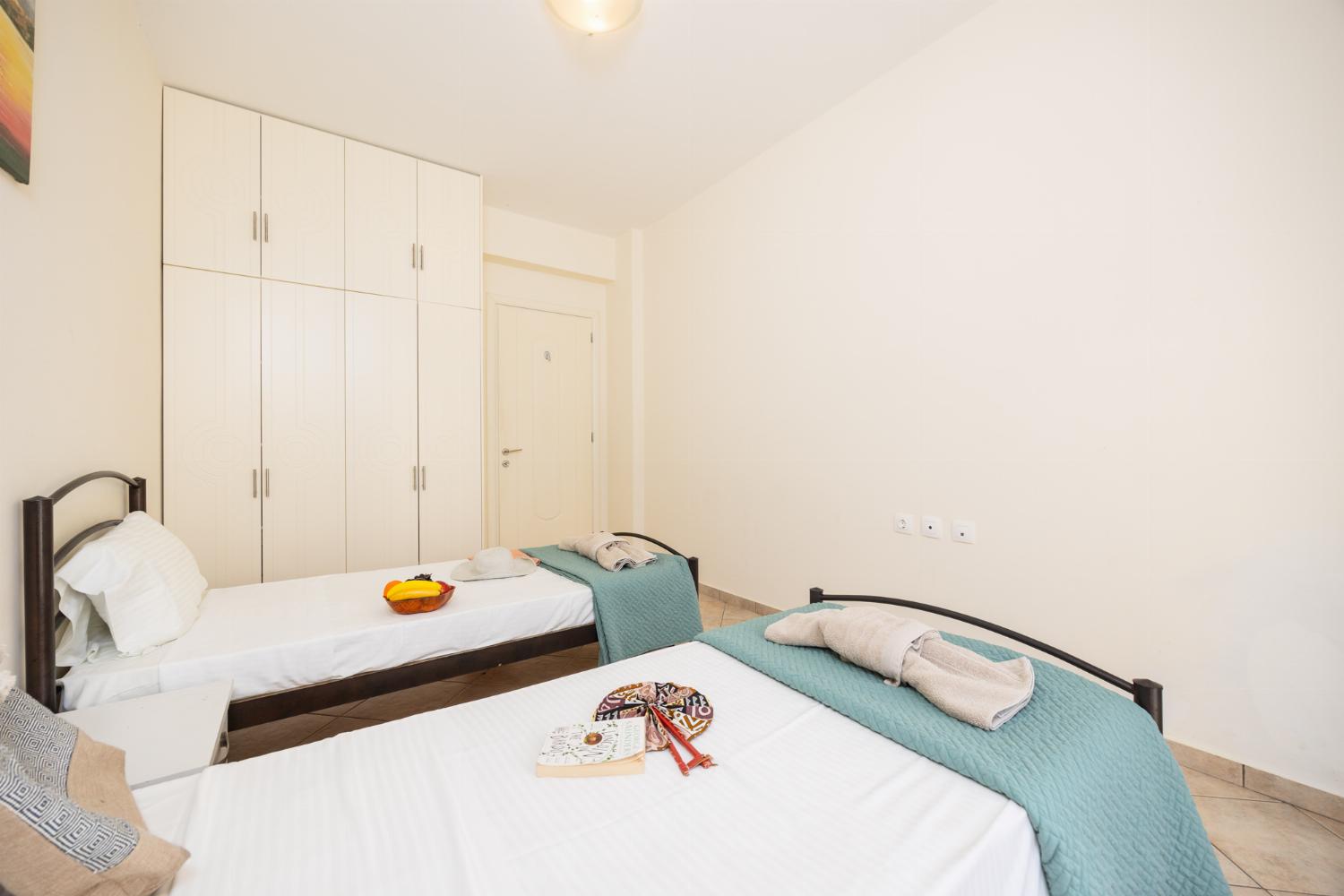 Twin bedroom with A/C