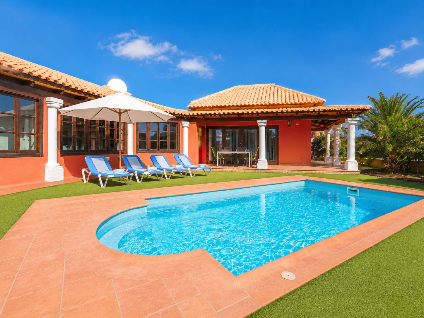 Beautiful villa with private pool and terrace