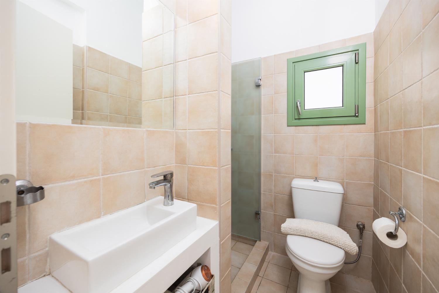 En suite bathroom with shower