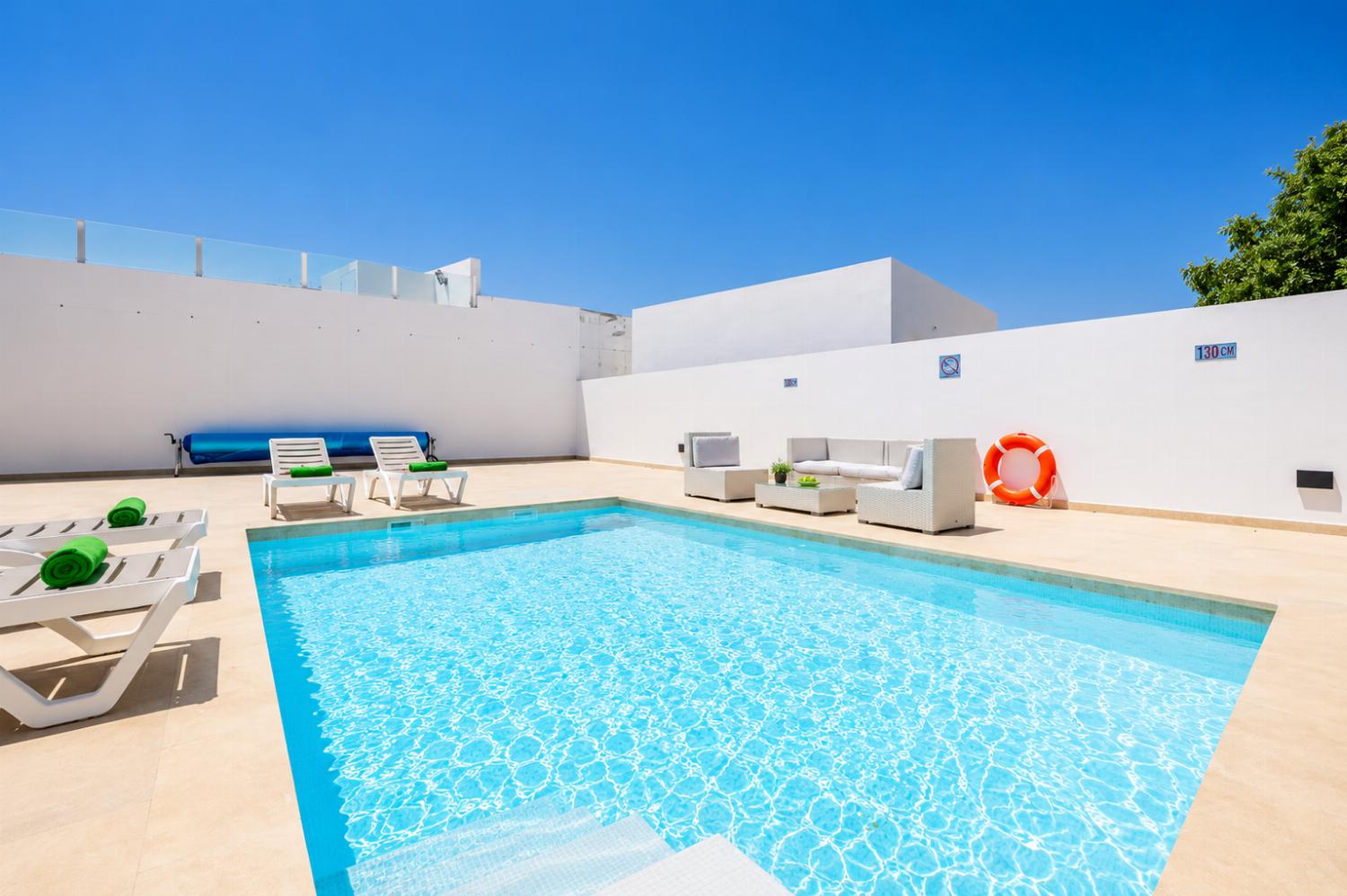 Private pool and terrace
