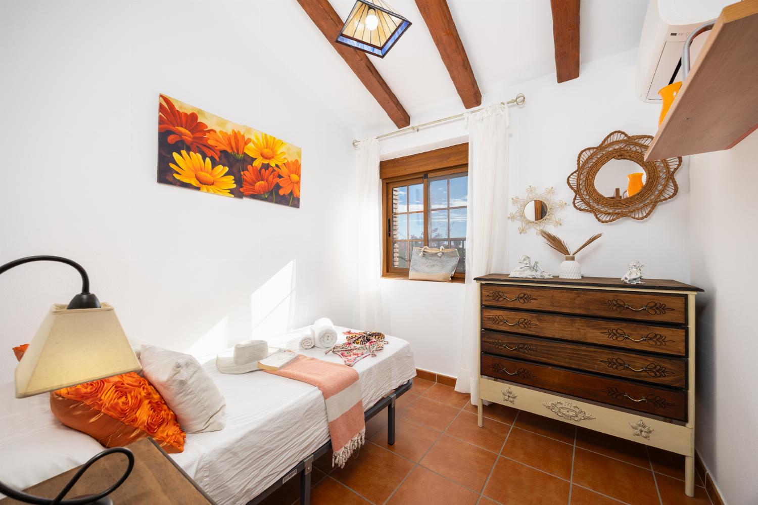 Single bedroom with A/C