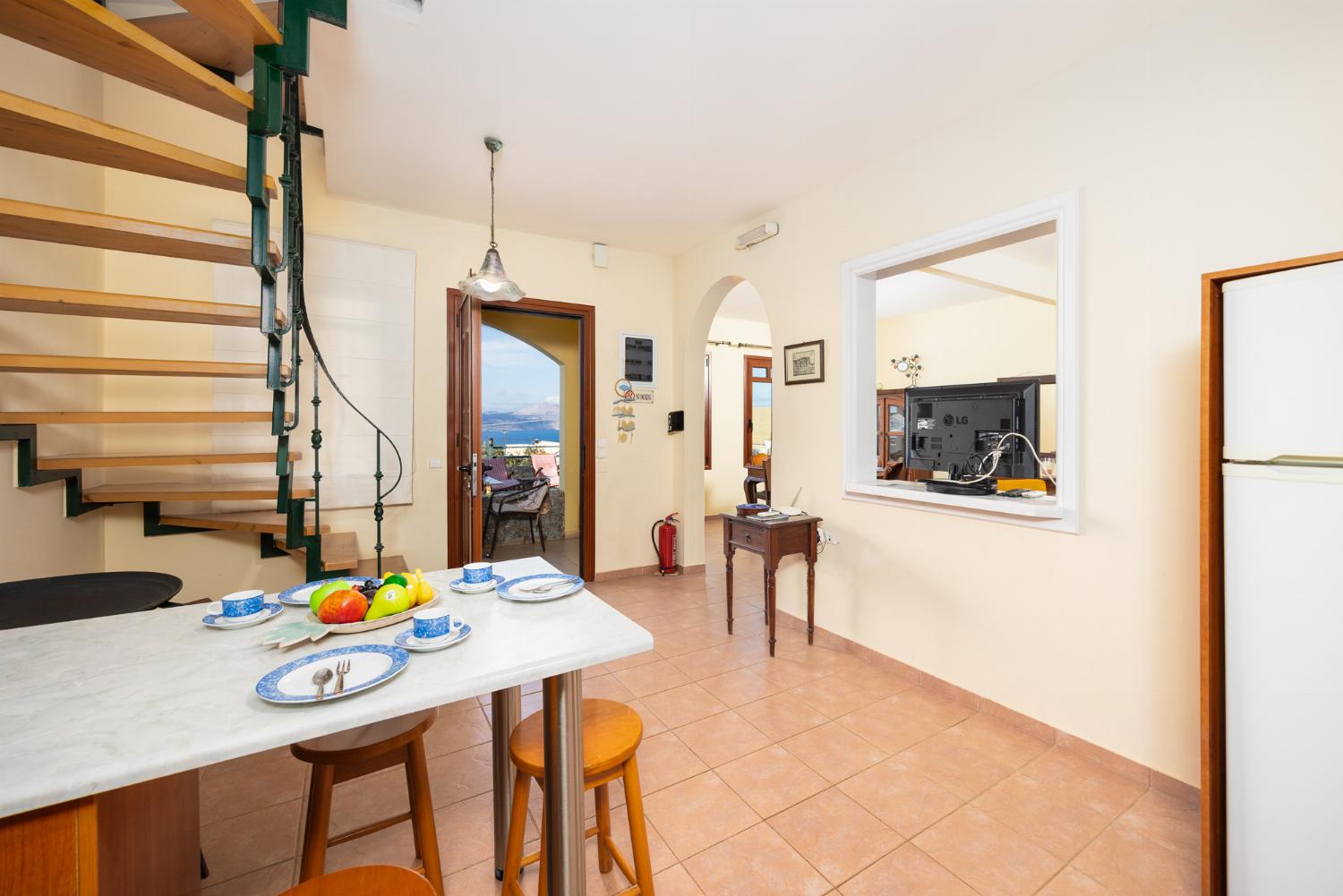 Equipped kitchen with A/C