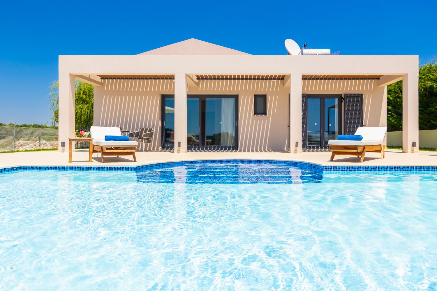 Beautiful villa with private pool and terrace with sea views