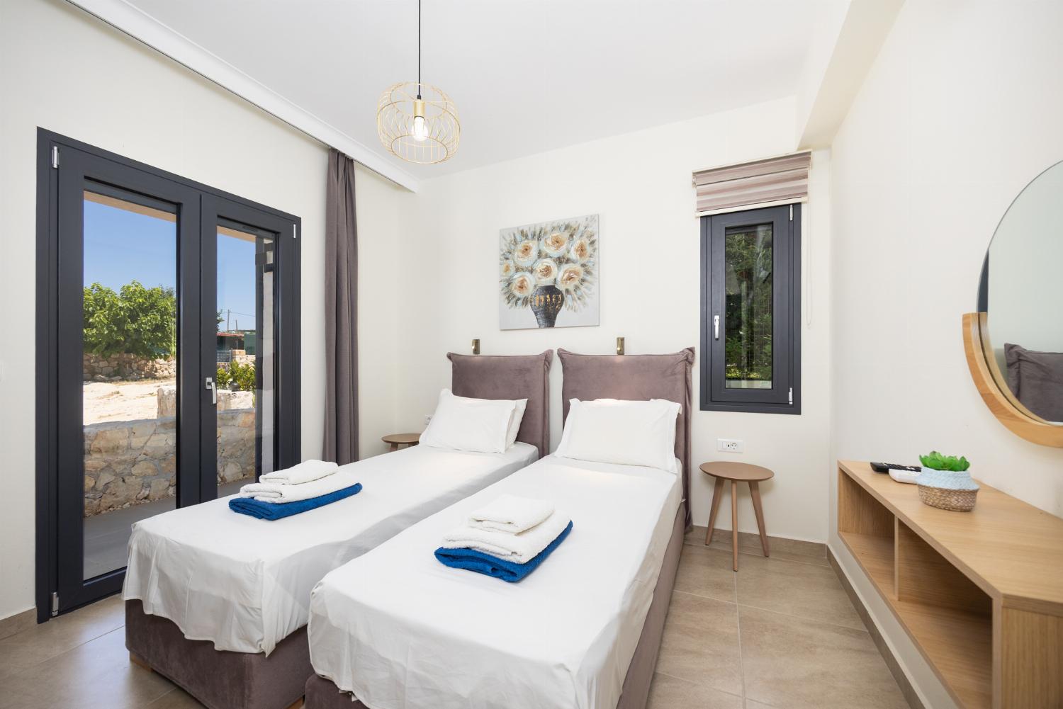 Twin bedroom with A/C