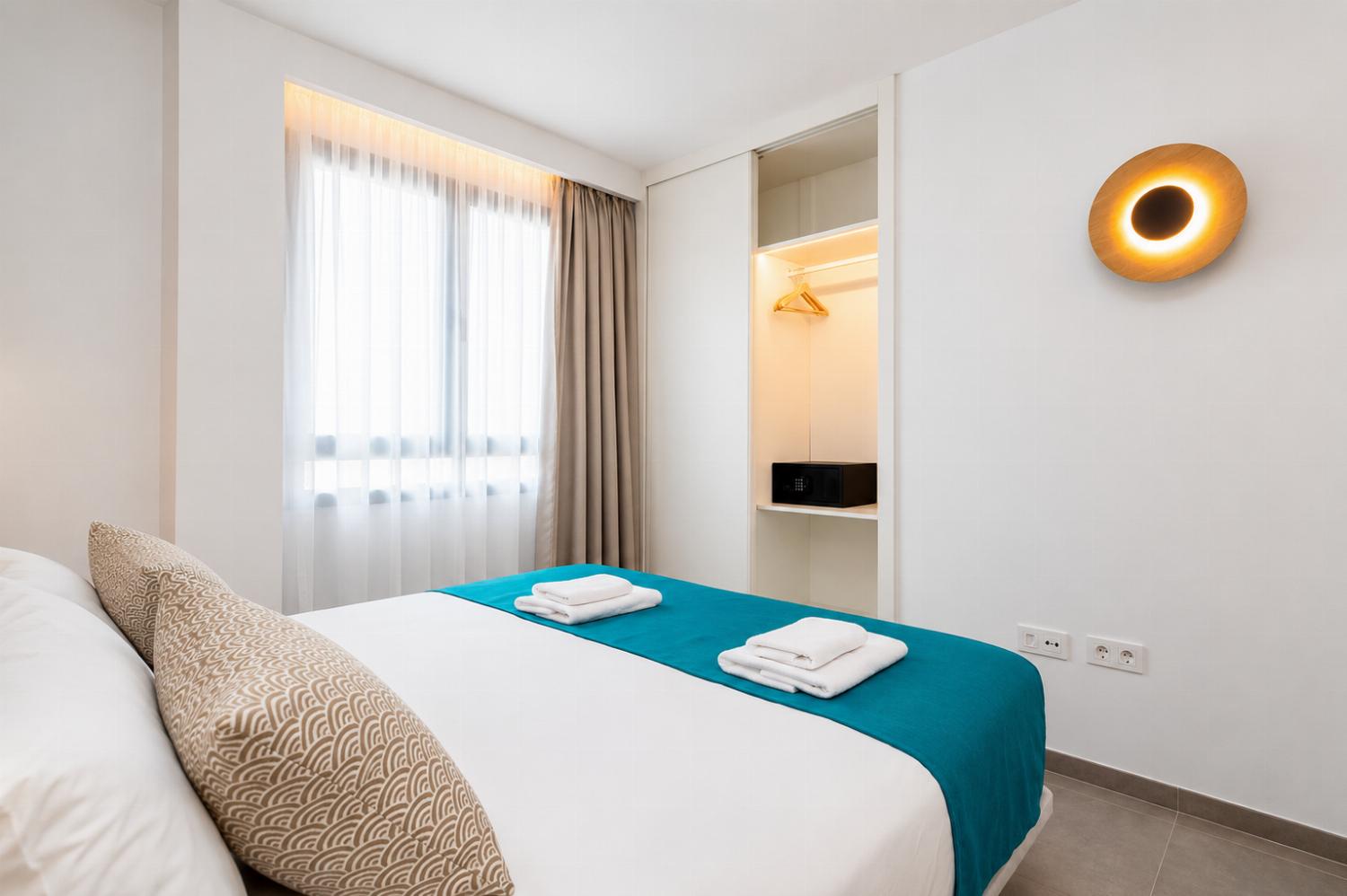 Double bedroom with A/C