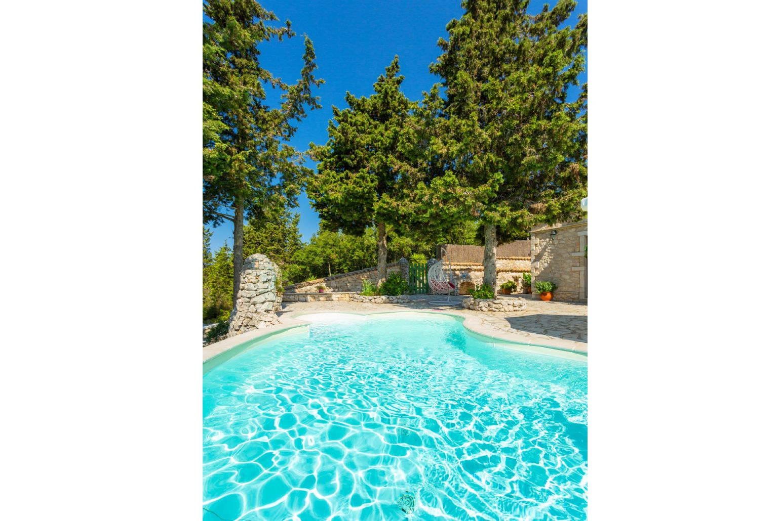 Private pool and terrace