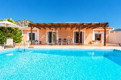 Villa Peach is part of 4362