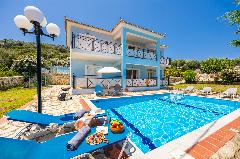 Skala Villa Blue is part of 4338