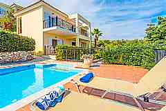 Skala Villa Yellow is part of 4338