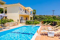 Skala Villa Yellow is part of 4338