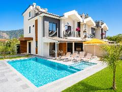 Villa Exclusive Paradise 3 is part of 4345